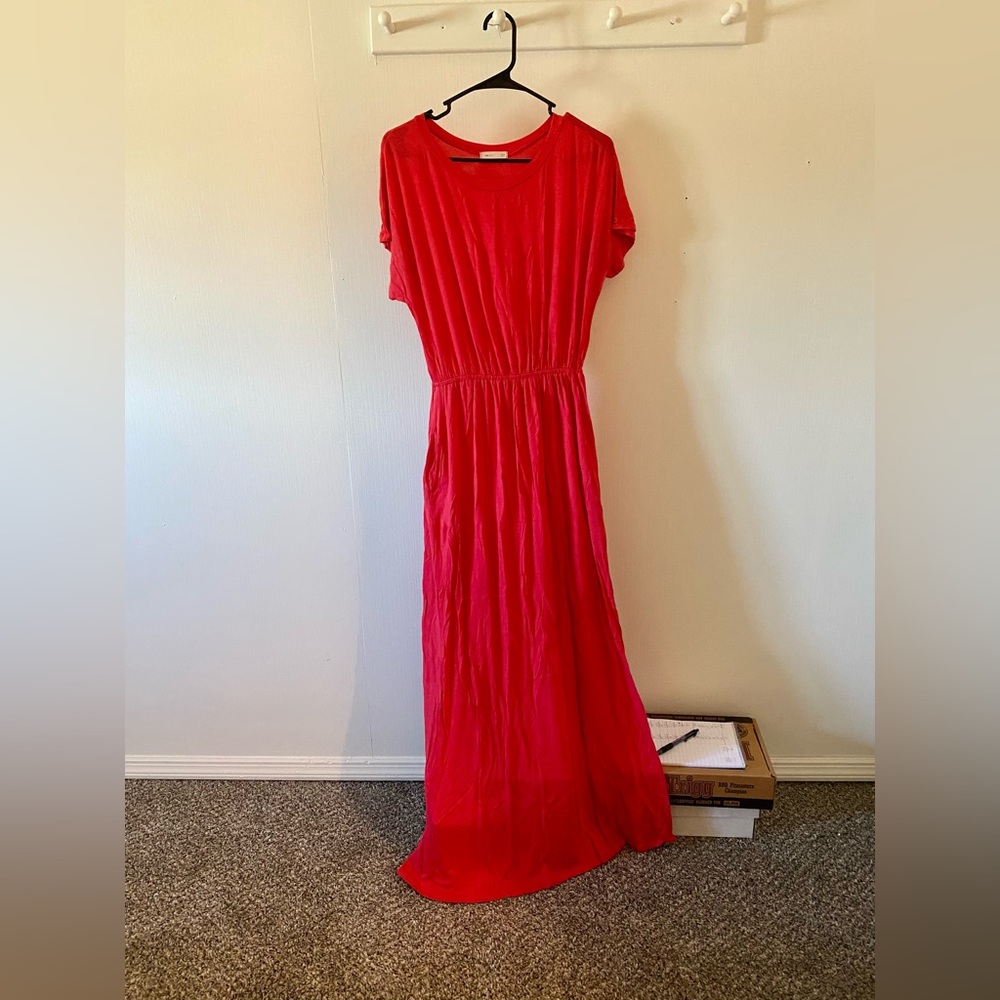 🎄5 for $20 NeeSee’s Dresses coral Maxi Dress – Modest Short Sleeve Size Small